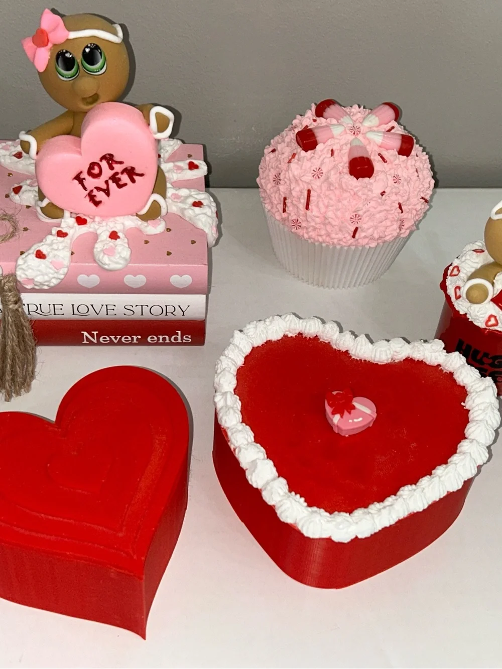 Heart-Shaped Red & Pink Set - Handmade Cute Valentine Decor